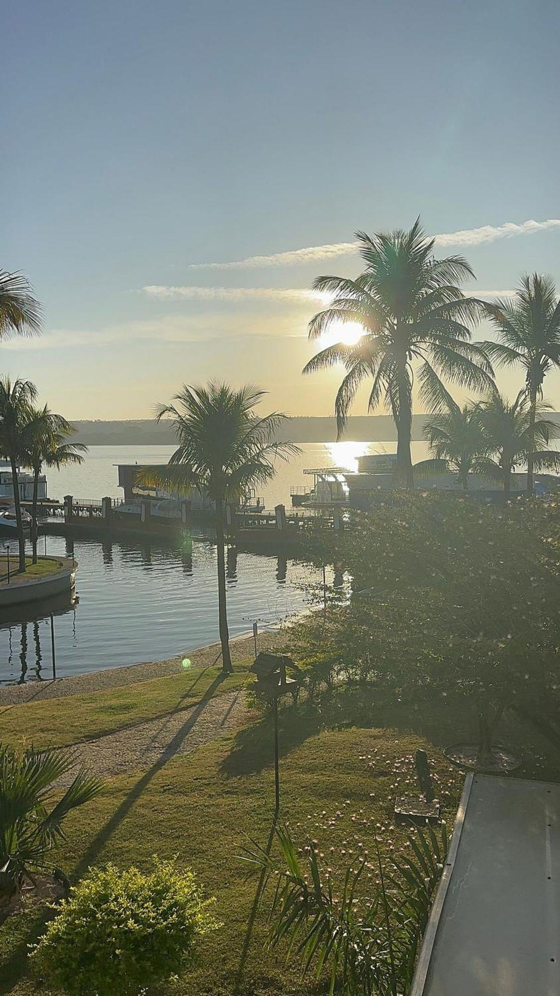 Flat 430 Lindo Com Vista Para O Lago Бразилиа Экстерьер фото